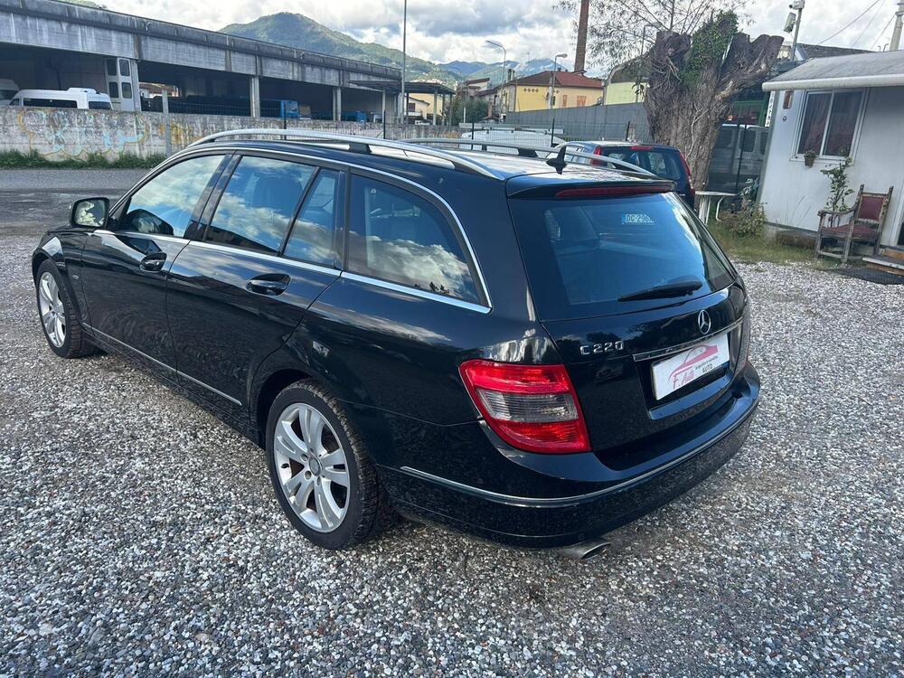 Mercedes-Benz Classe C Station Wagon usata a Massa-Carrara (8)