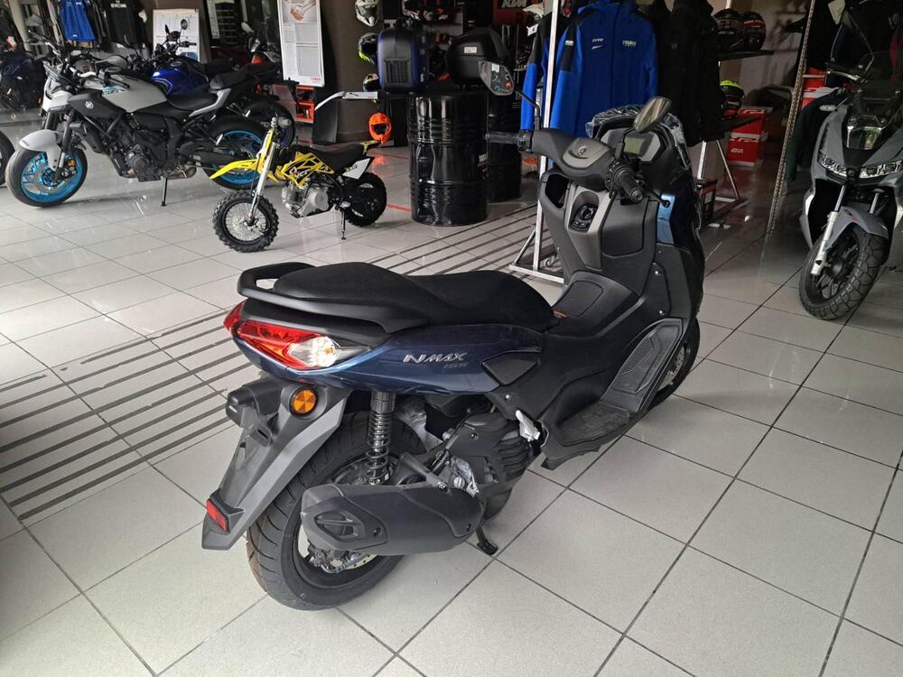 Yamaha N-Max 155 (2022 - 25) (2)