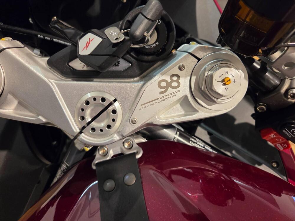 MV Agusta Superveloce 800 98 (2023 - 26) (9)