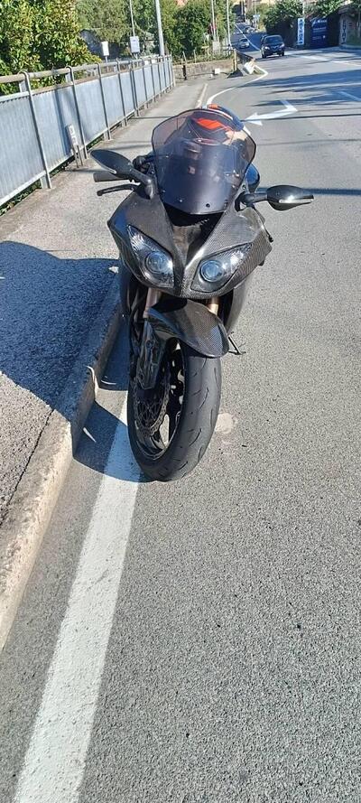 Kawasaki Ninja 1000 ZX-10R (2008 - 09) usata