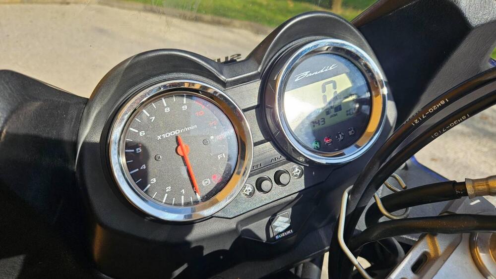 Suzuki GSF 1250 Bandit S Traveller (2006 - 11) (5)