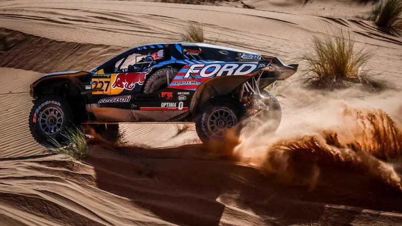 Rally-Raid. Marocco flash, D2. Tappa a Schareina e Al Attiyah, Sanders e Roma leader [VIDEO]