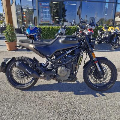 Husqvarna Svartpilen 401 (2021 - 23) usata