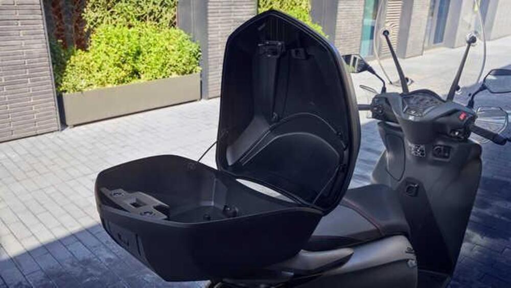 Honda SH 350i GT (2025 - 26) (2)