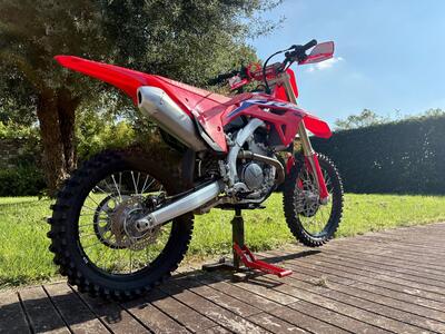 Honda CRF 250 R (2023) usata