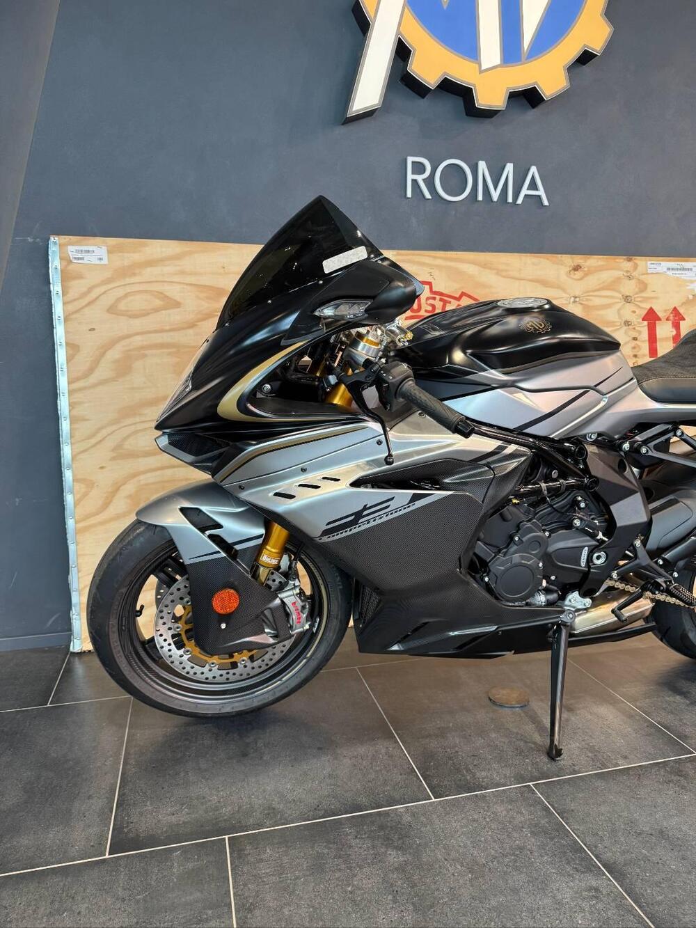 MV Agusta F3 800 Competizione (2025 - 26) (7)