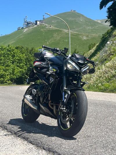 Triumph Street Triple 765 RS (2023 - 25) usata
