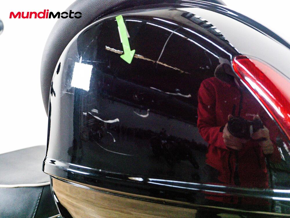 Vespa GTS 300 Hpe Touring (2019) (14)