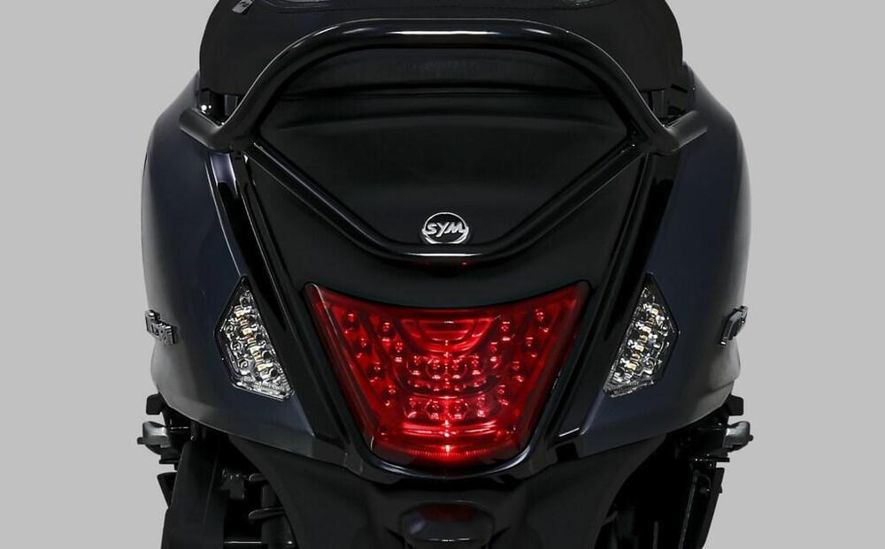 Sym Mio 50 (2021 - 26) (3)