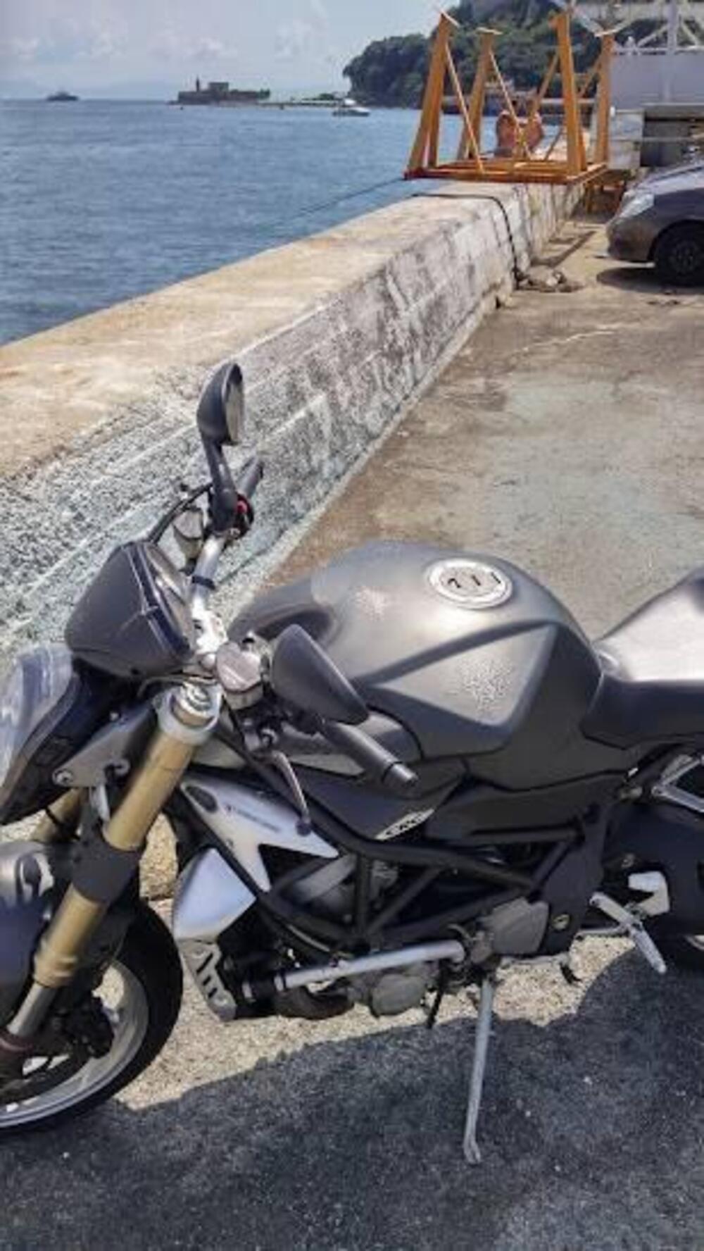 MV Agusta Brutale 750 S (2002 - 06) (6)