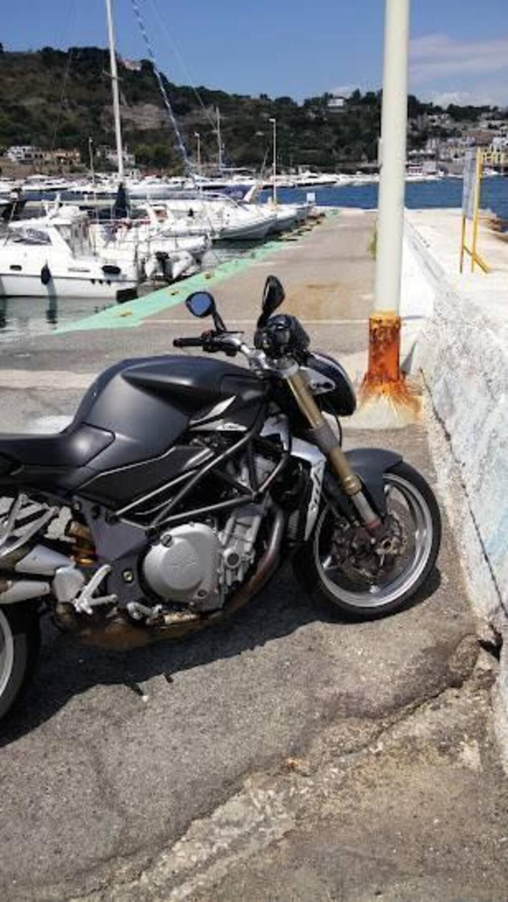 MV Agusta Brutale 750 S (2002 - 06) (8)