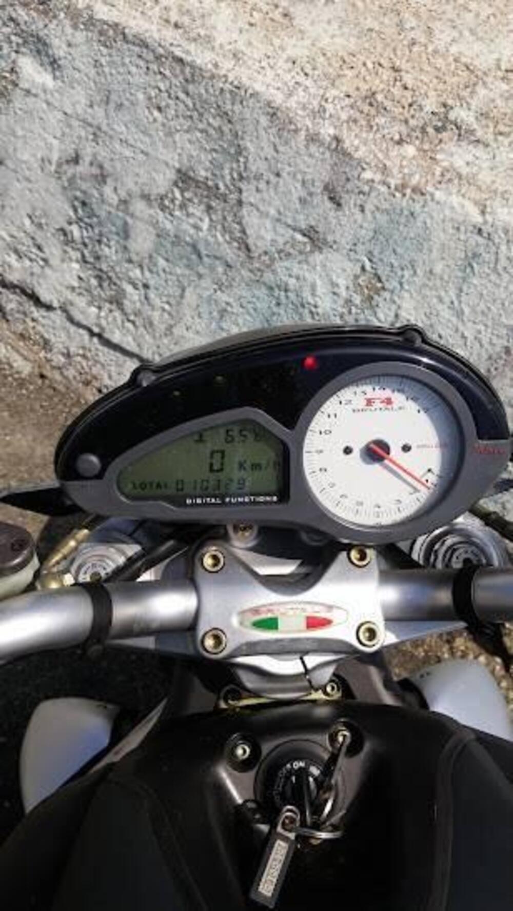 MV Agusta Brutale 750 S (2002 - 06) (9)