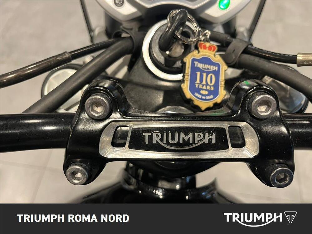 Triumph Street Twin 900 (2016) (8)