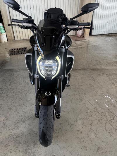 Ducati Diavel V4 (2023 - 25) usata