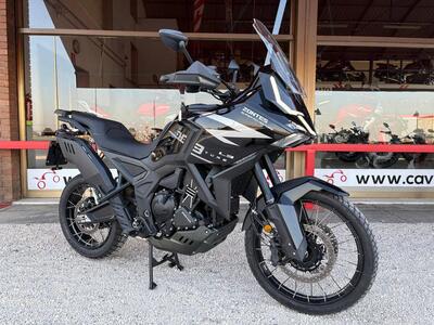 Zontes ZT703-F (2025) usata