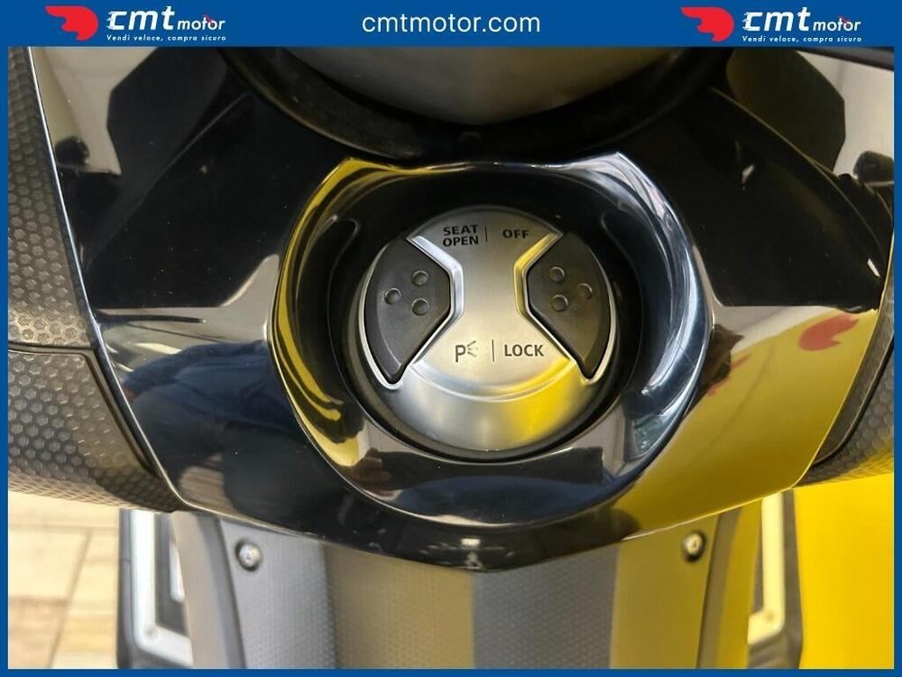 Yamaha T-Max 530 ABS (2015 - 17) (7)