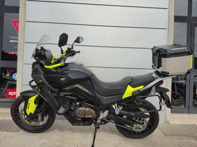 QJ Motor SVT 650 X (2025) usata