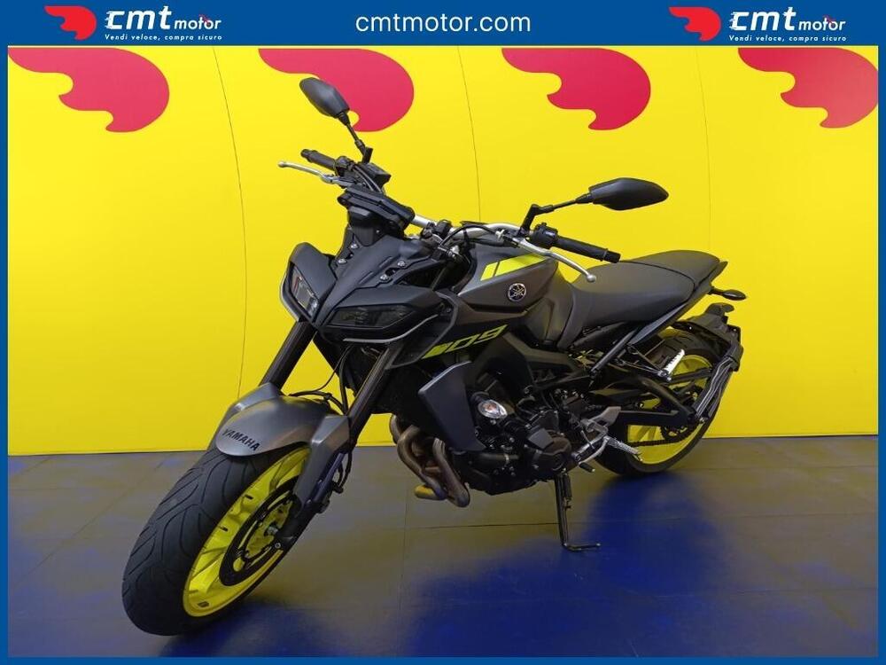 Yamaha MT-09 (2017 - 20) (2)