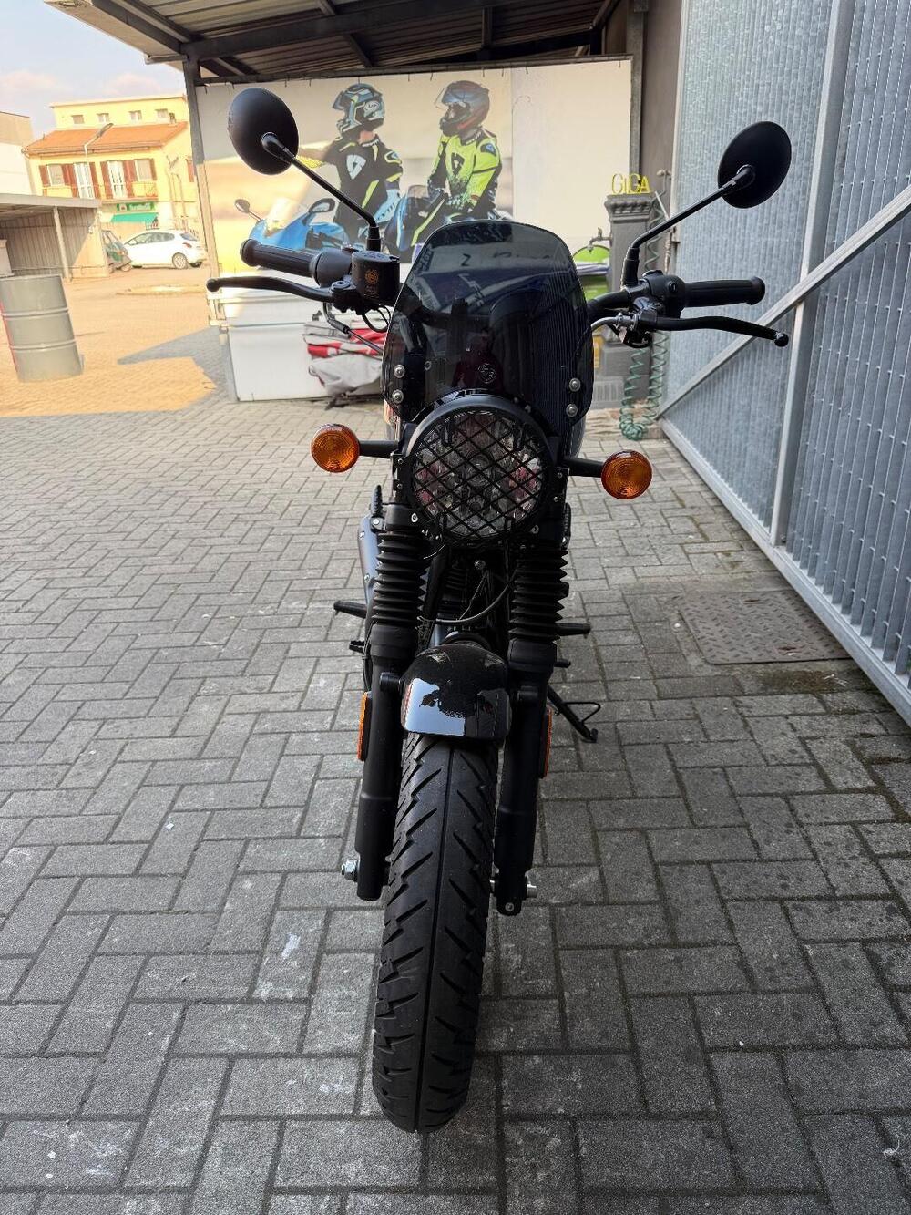 Royal Enfield HNTR 350 (2022 - 26) (3)