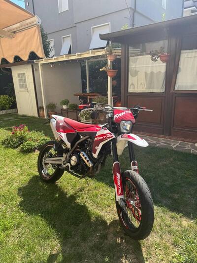 Fantic Motor XMF 125 Motard Performance 4T (2023 - 24) usata
