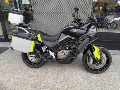 QJ Motor SVT 650 X (2025) usata