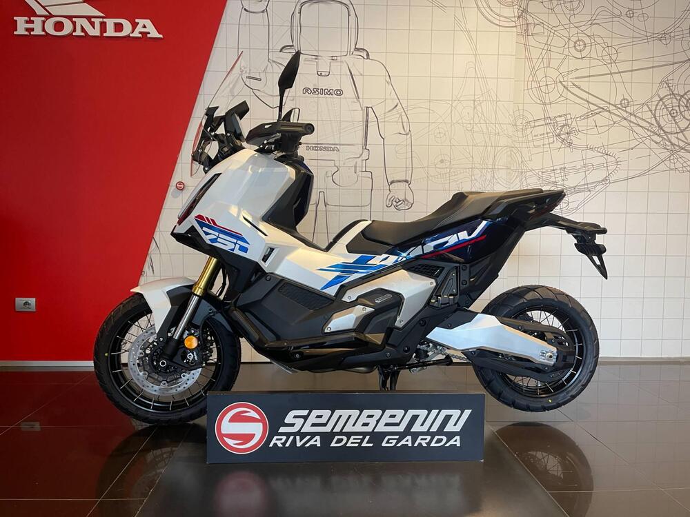 Honda X-ADV 750 Special Edition (2026) (5)