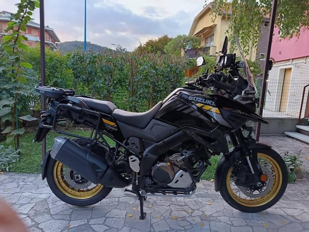 Suzuki V-Strom 1050XT (2020 - 23) (2)