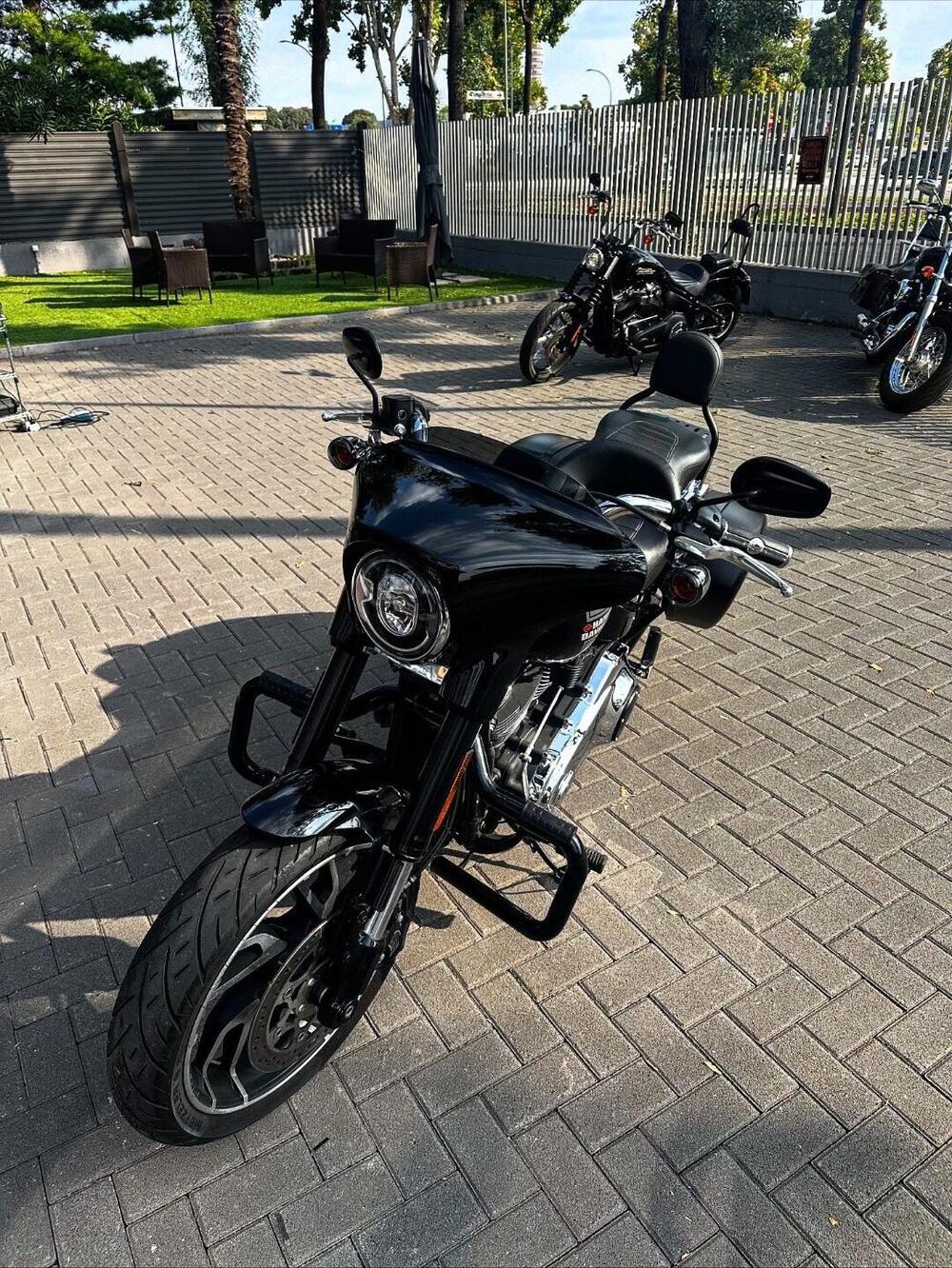 Harley-Davidson Sport Glide (2021 - 25) (3)