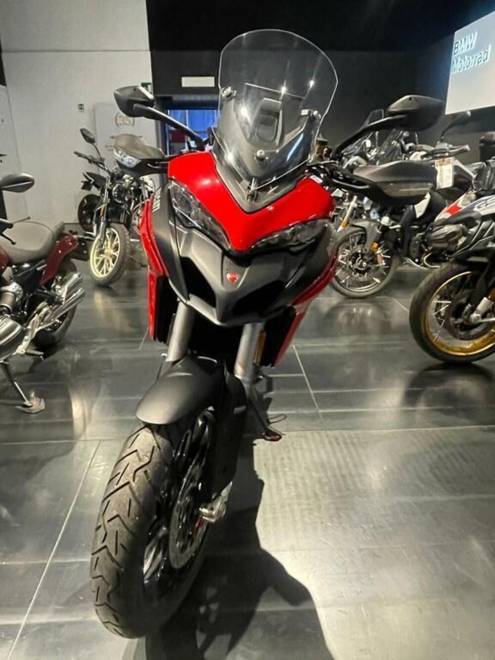 Ducati Multistrada V2 S (2022 - 24) (13)