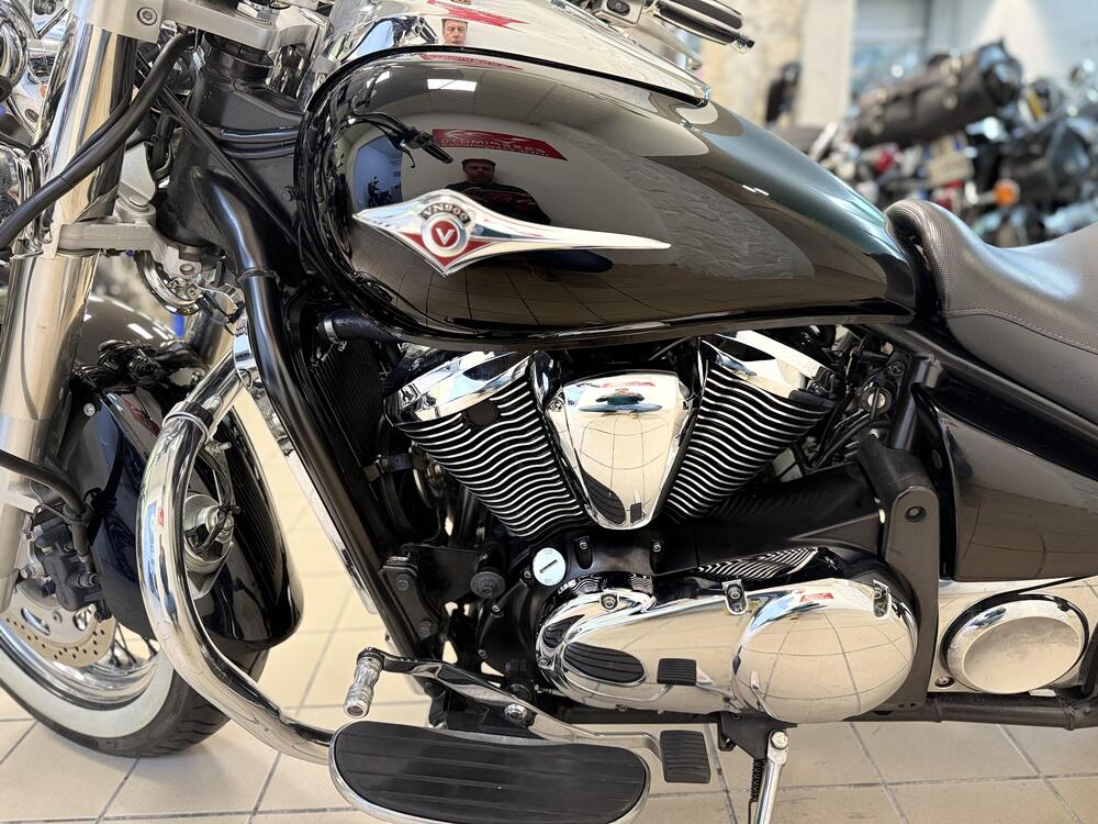 Kawasaki Vulcan VN 900 Classic (2006 - 10) (7)