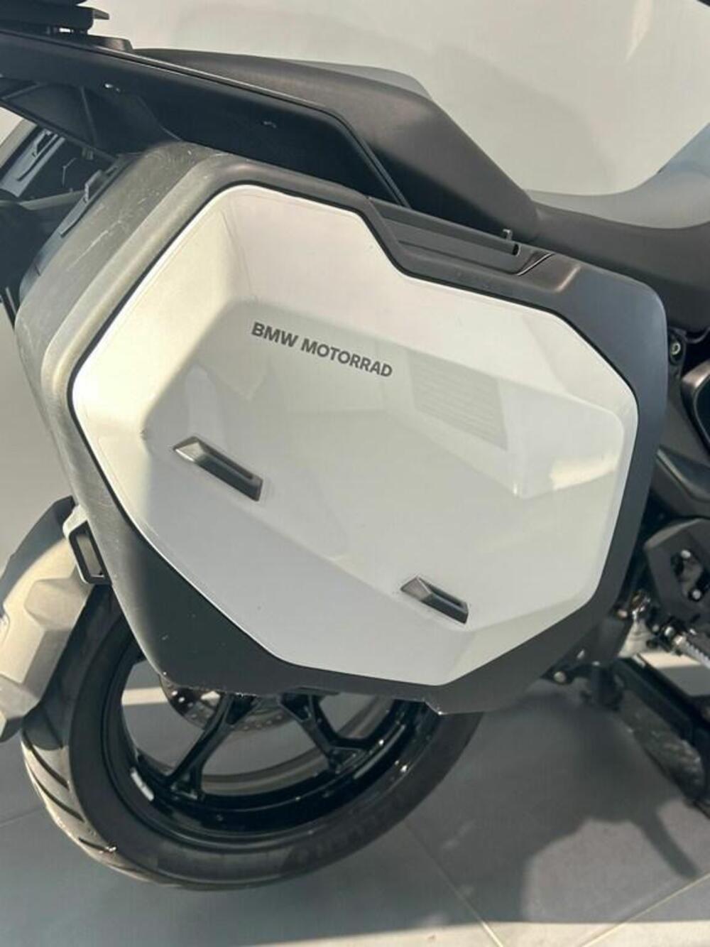 Bmw R 1300 GS (2023 - 26) (3)