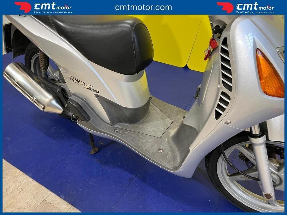 Honda SH 150 (2000 - 06) (13)