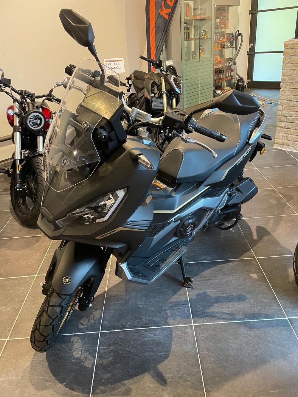 Keeway Motor XDV 125 EVO PRO (2025 - 26) (2)