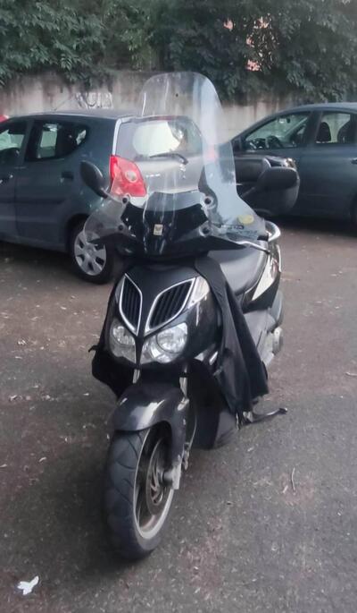 Aprilia Sportcity 200 usata