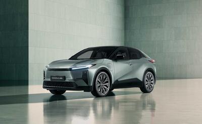 Toyota C-HR+ segna la svolta elettrica del marchio: fino a 600 km e prezzi da 25.550 euro