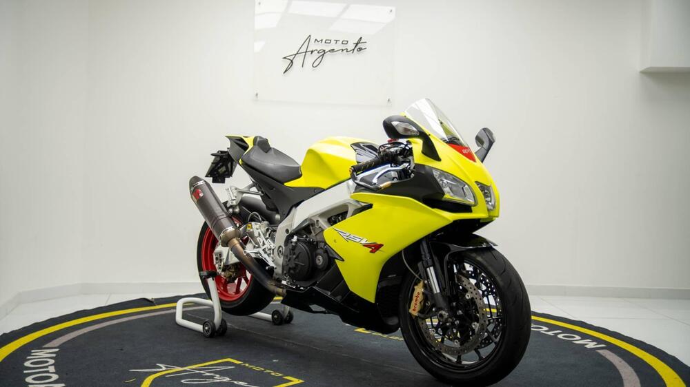 Aprilia RSV4 R (2009 - 12) (2)