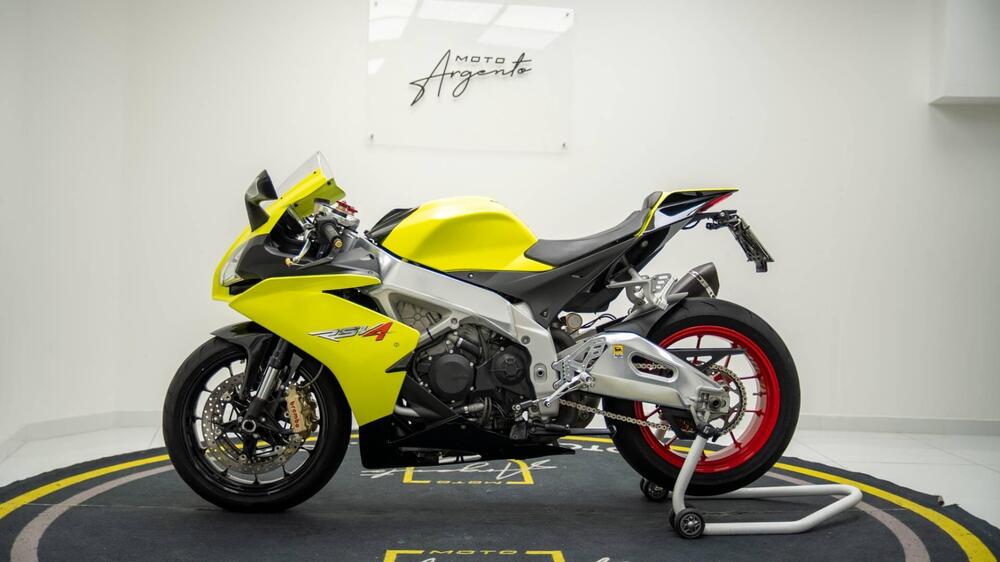 Aprilia RSV4 R (2009 - 12) (7)