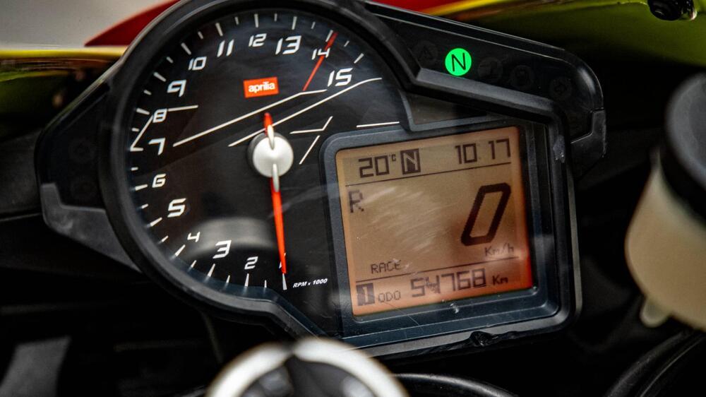 Aprilia RSV4 R (2009 - 12) (20)