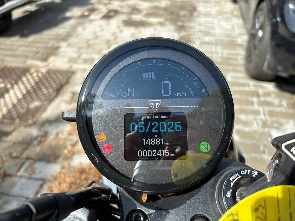 Triumph Speed Twin 1200 RS (2025 - 26) (8)