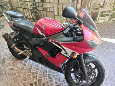 Yamaha YZF R6 (2003 - 04) usata