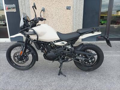 Royal Enfield Himalayan 450 (2024 - 25) usata