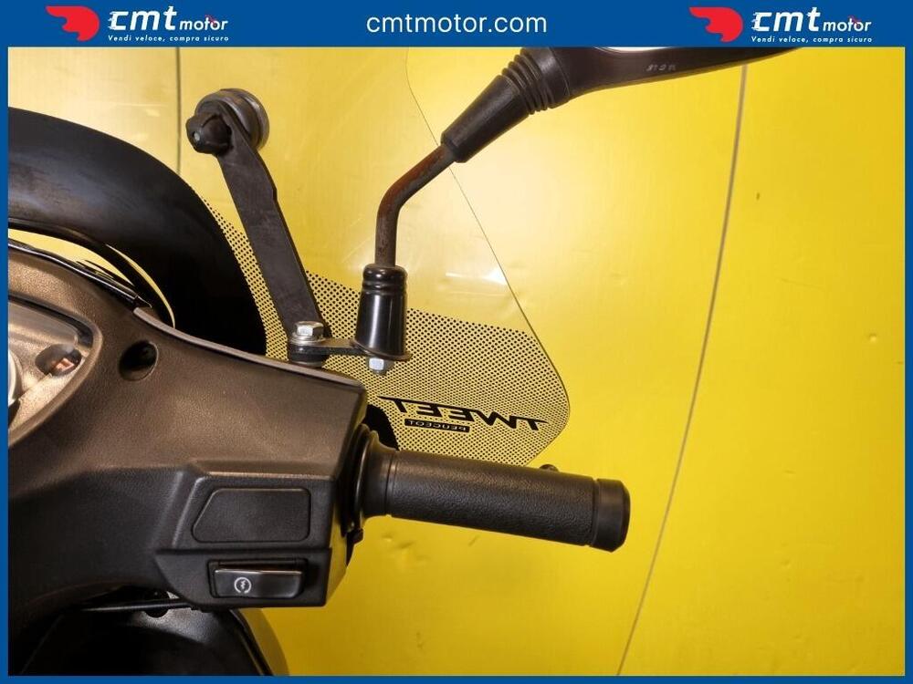 Peugeot Tweet 50 Active (2021 - 25) (11)