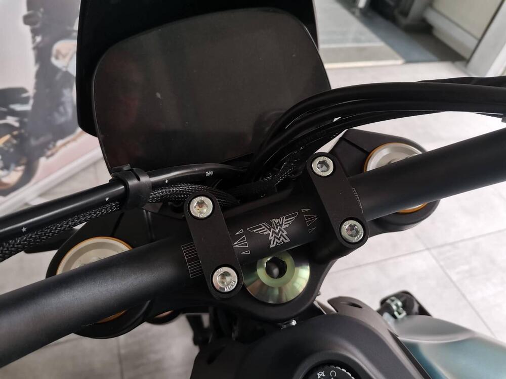 Moto Morini SEIEMMEZZO SCR (2022 - 26) (8)