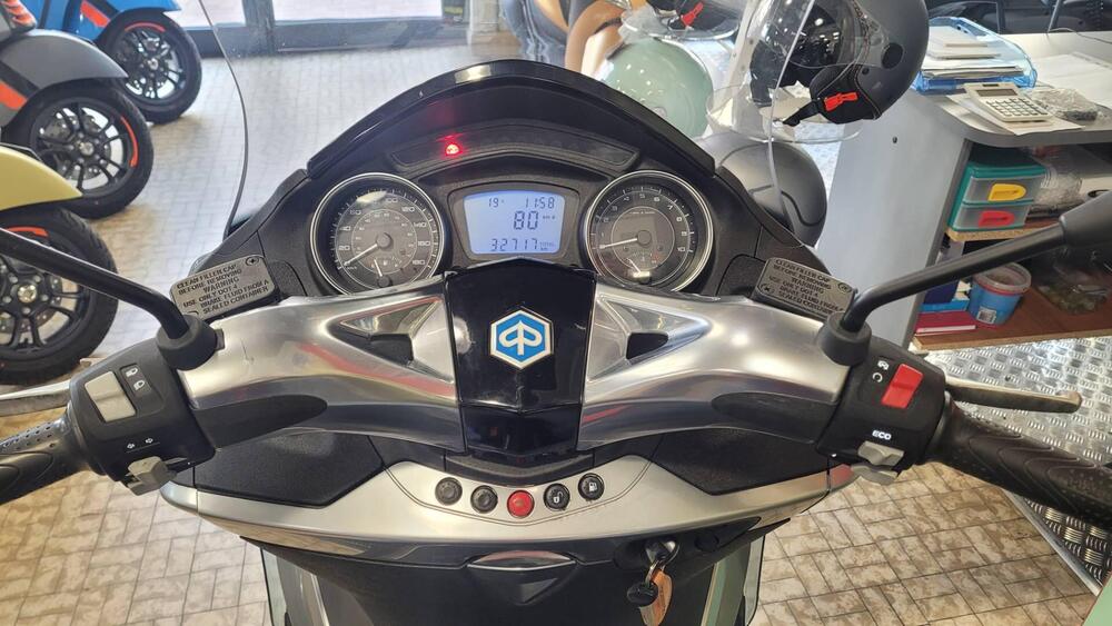 Piaggio X10 350 ie Executive (2011 - 17) (6)