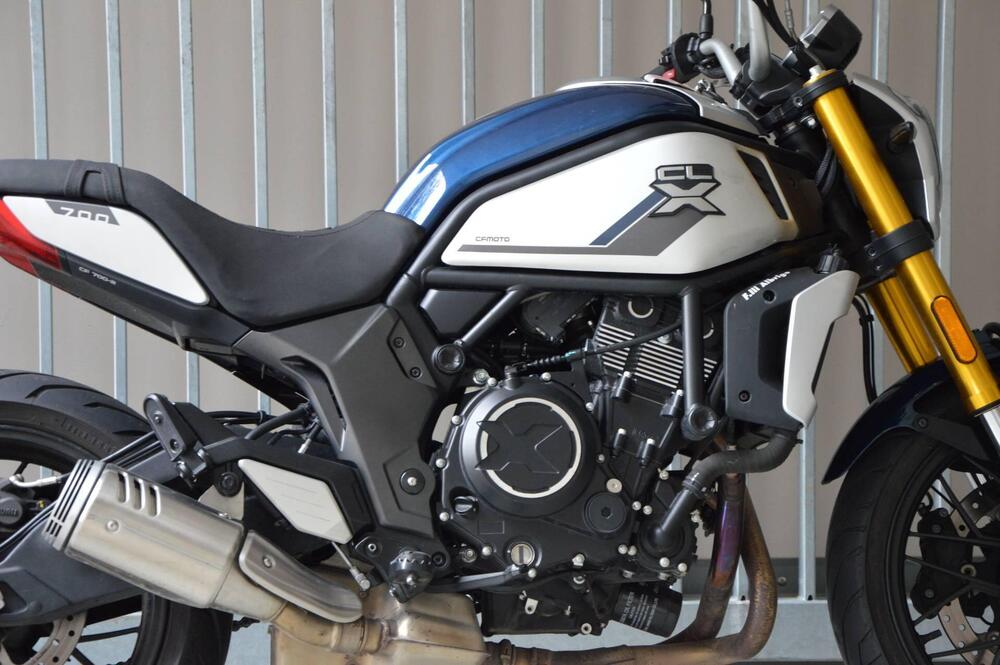 CFMOTO 700CL-X Heritage (2021 - 26) (2)