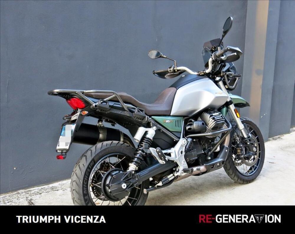 Moto Guzzi V85 TT Centenario (2021 - 22) (14)