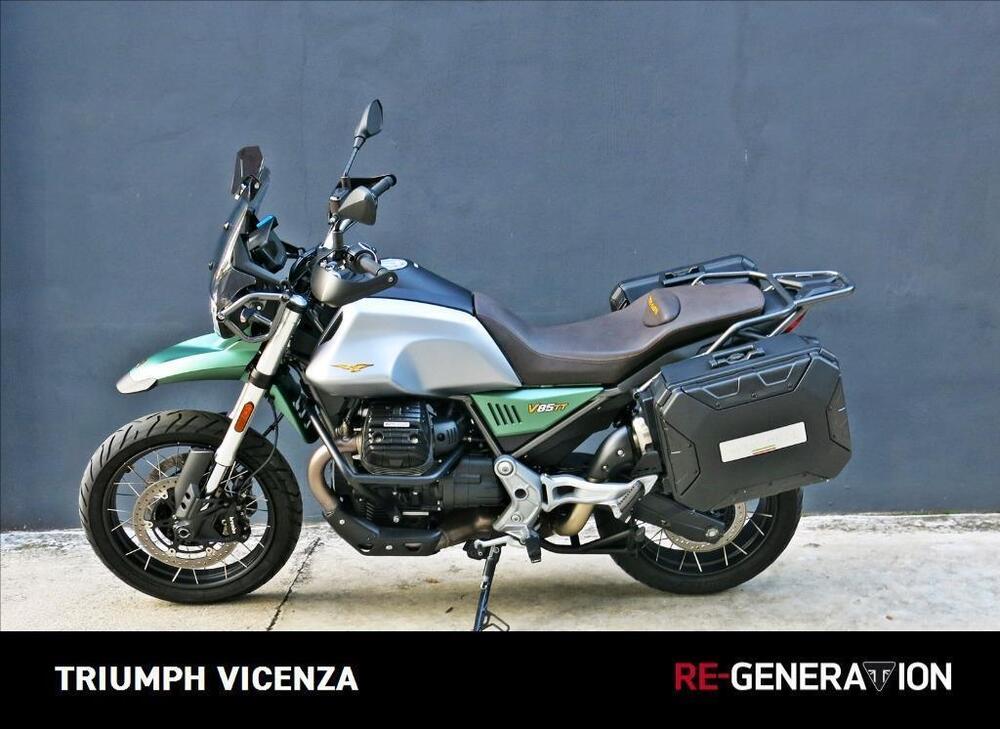 Moto Guzzi V85 TT Centenario (2021 - 22) (19)