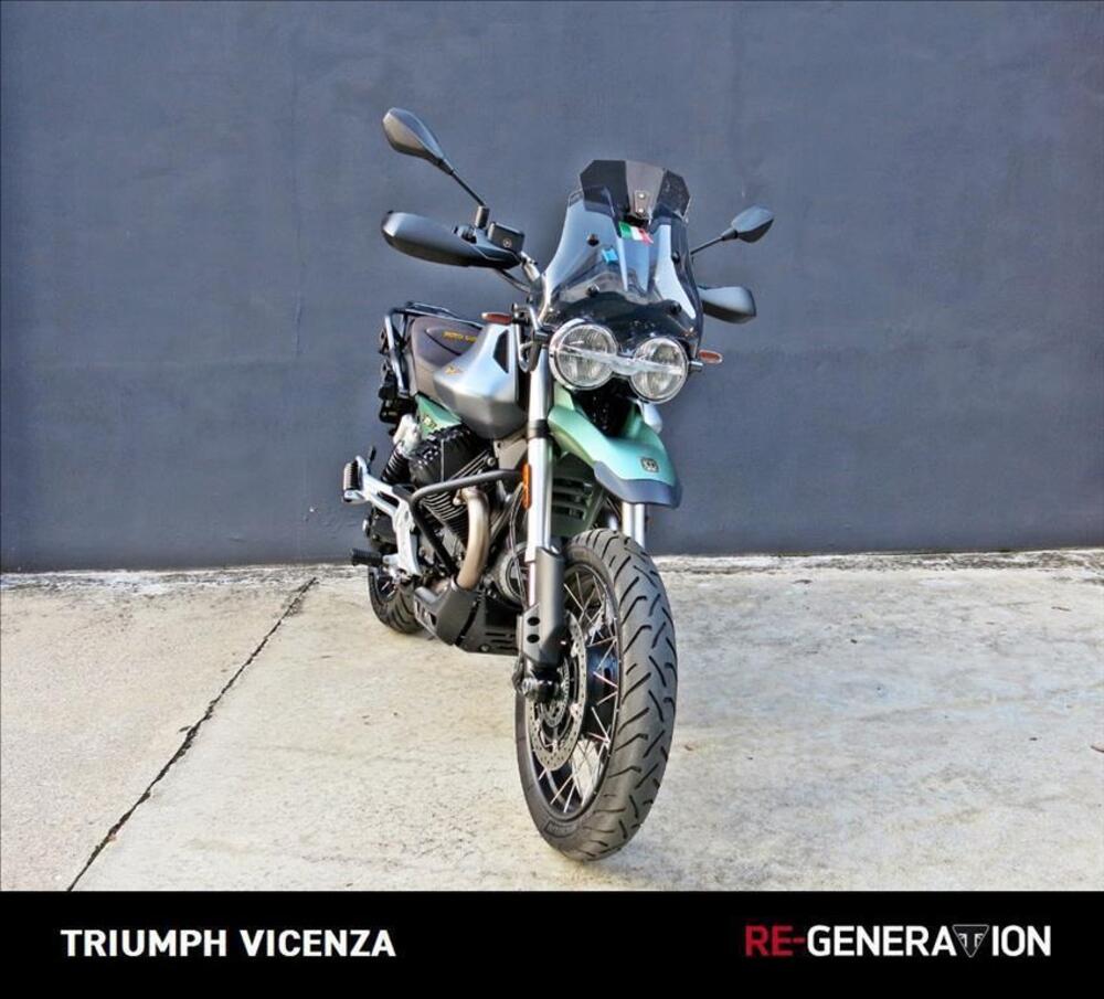Moto Guzzi V85 TT Centenario (2021 - 22) (16)