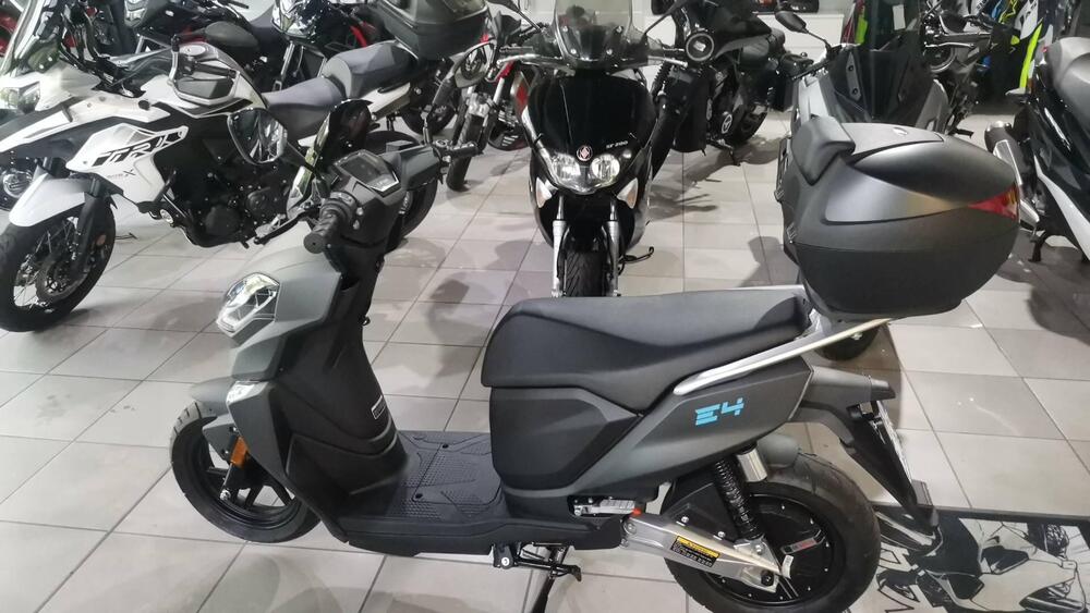 Lifan E4 L3e Doppia Batteria (2021 - 26) (2)