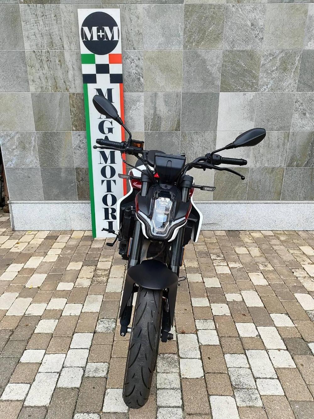 Malaguti Drakon 125 (2022 - 26) (9)